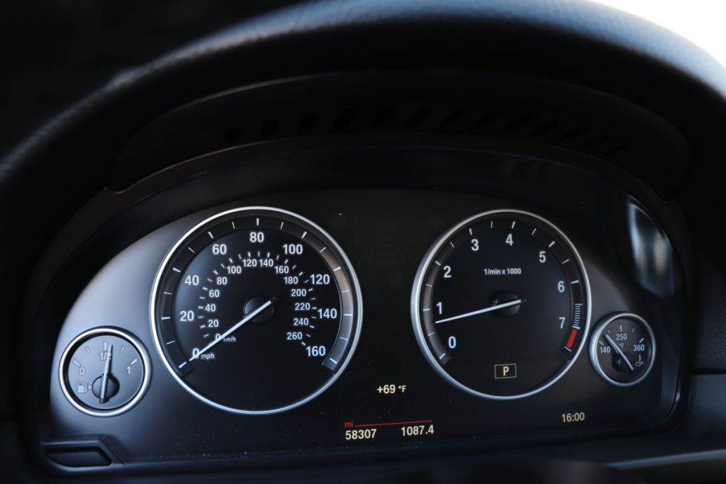 Photo 43 of this BMW 528I 528I