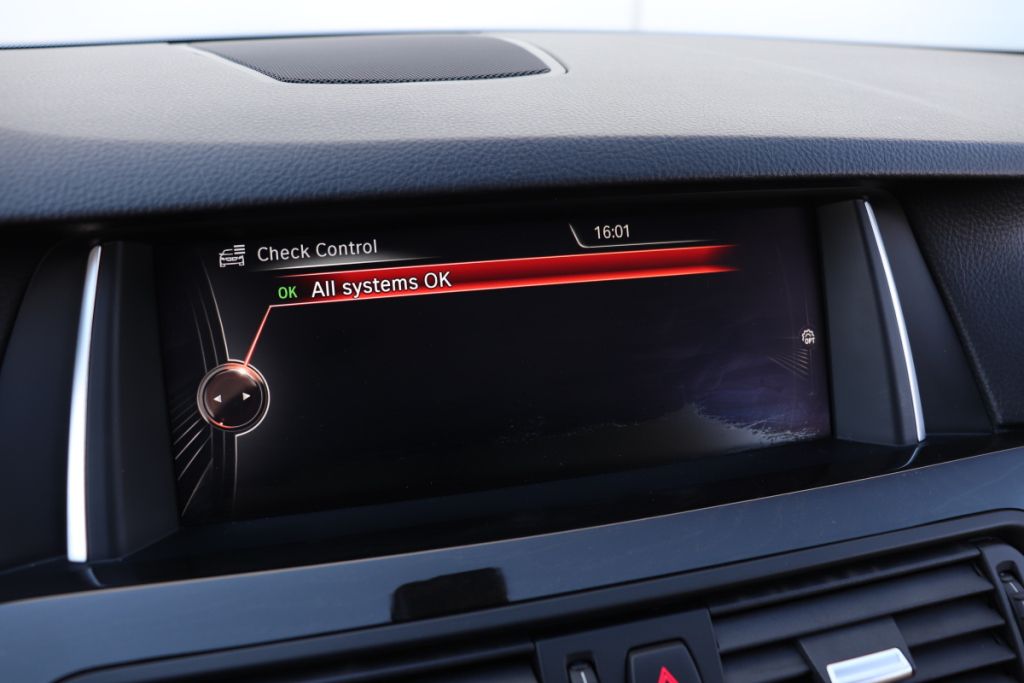 Photo 49 of this BMW 528I 528I