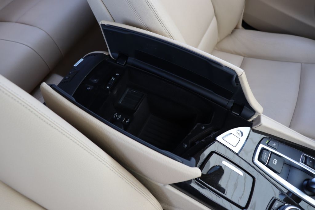Photo 54 of this BMW 528I 528I