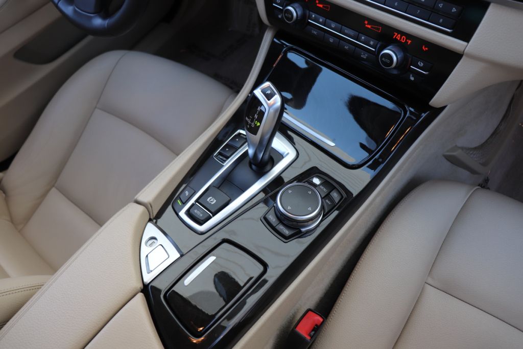 Photo 55 of this BMW 528I 528I