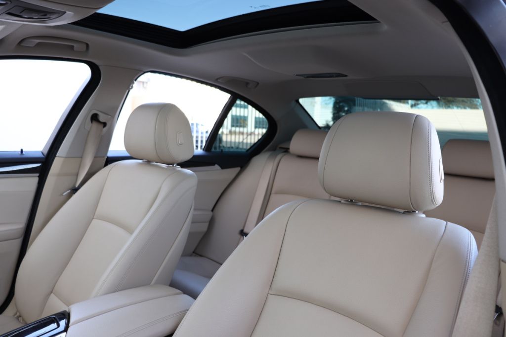 Photo 62 of this BMW 528I 528I