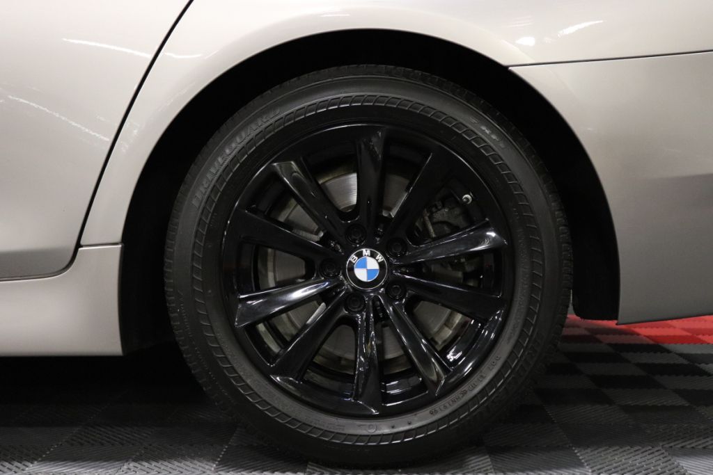 Photo 76 of this BMW 528I 528I