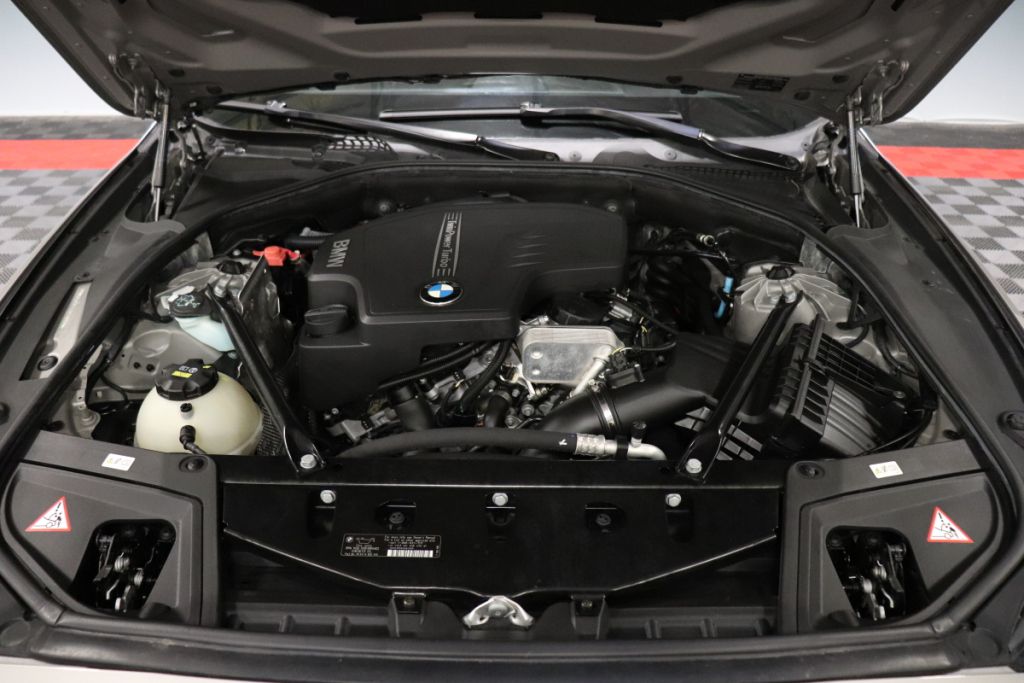 Photo 81 of this BMW 528I 528I