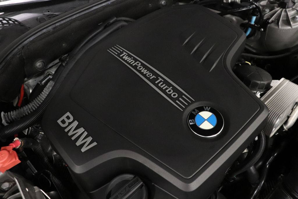 Photo 83 of this BMW 528I 528I