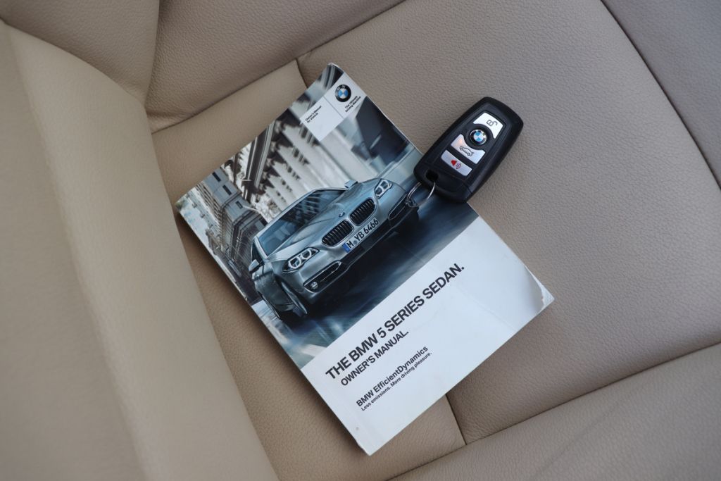 Photo 88 of this BMW 528I 528I