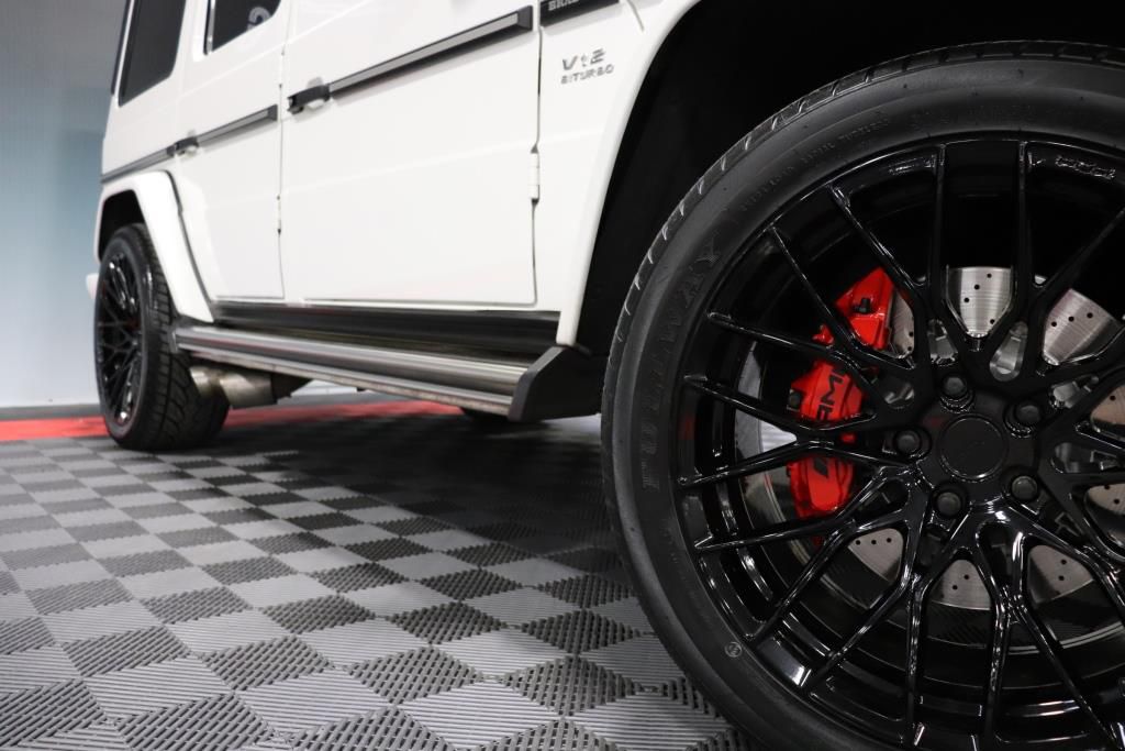 Photo 46 of this MERCEDES BENZ G65 AMG BRABUS