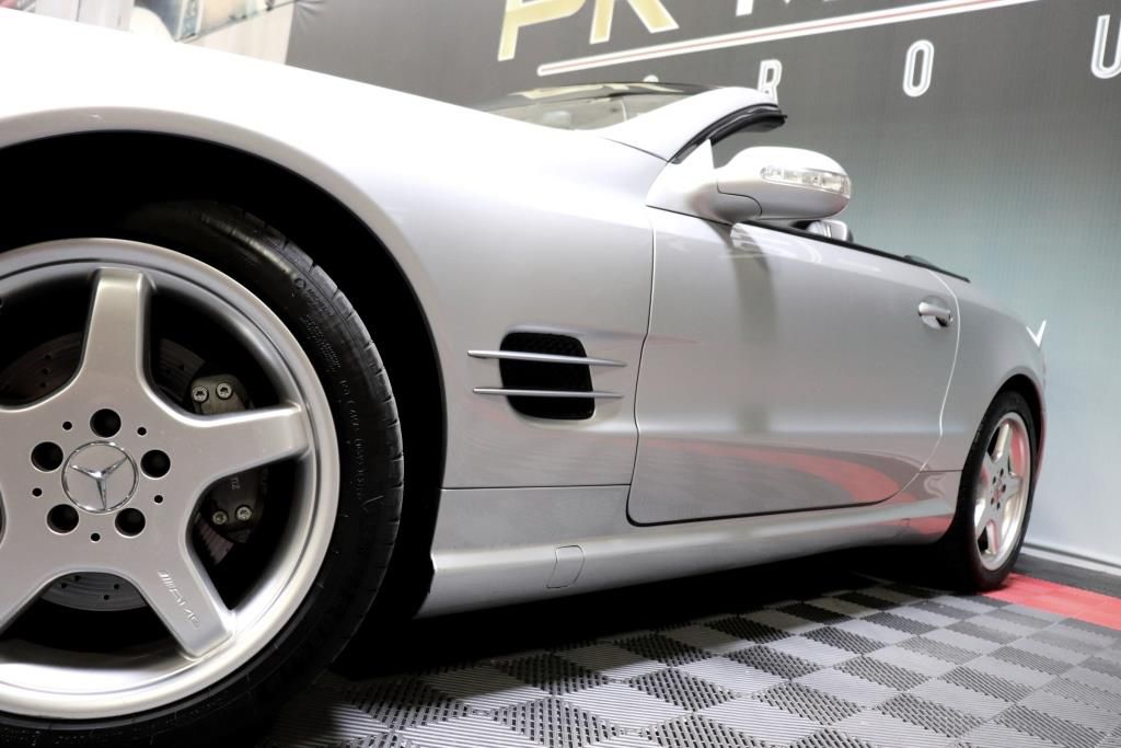 Photo 79 of this MERCEDES-BENZ SL 500 R