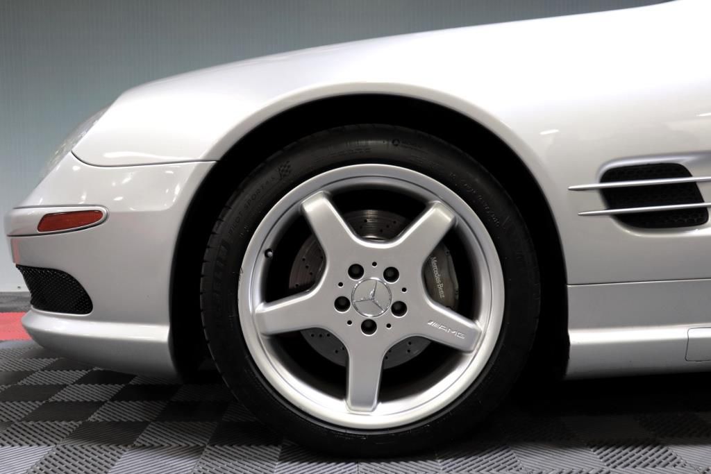 Photo 83 of this MERCEDES-BENZ SL 500 R