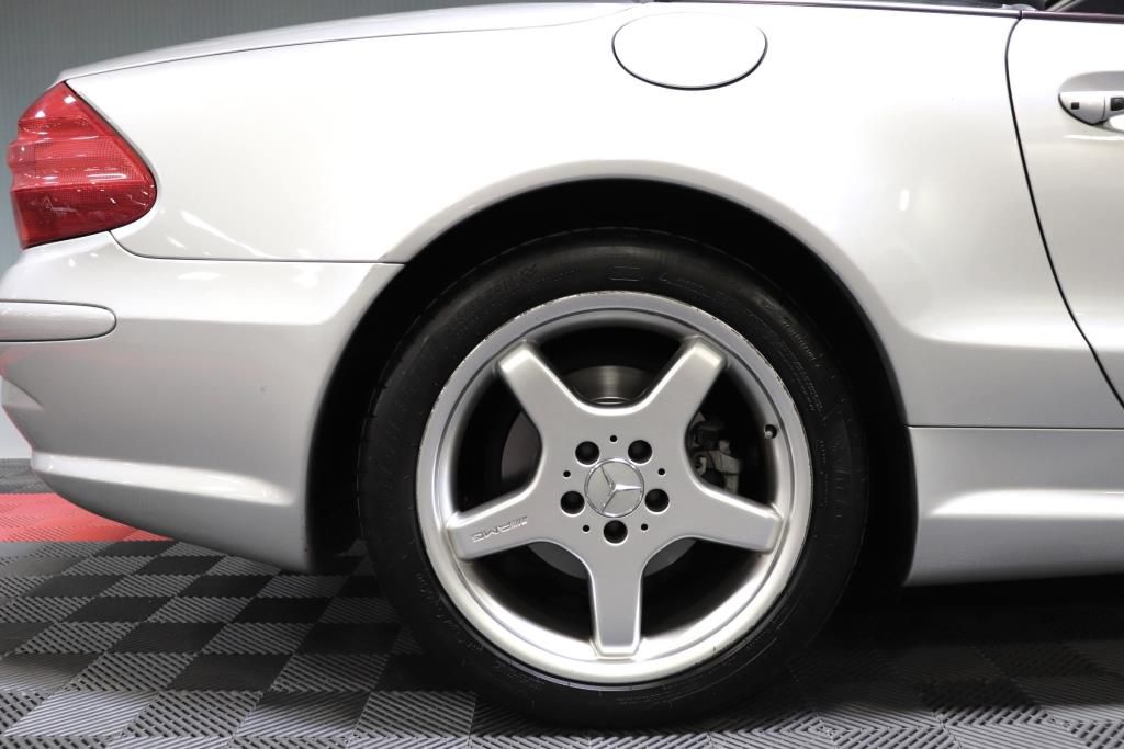 Photo 85 of this MERCEDES-BENZ SL 500 R