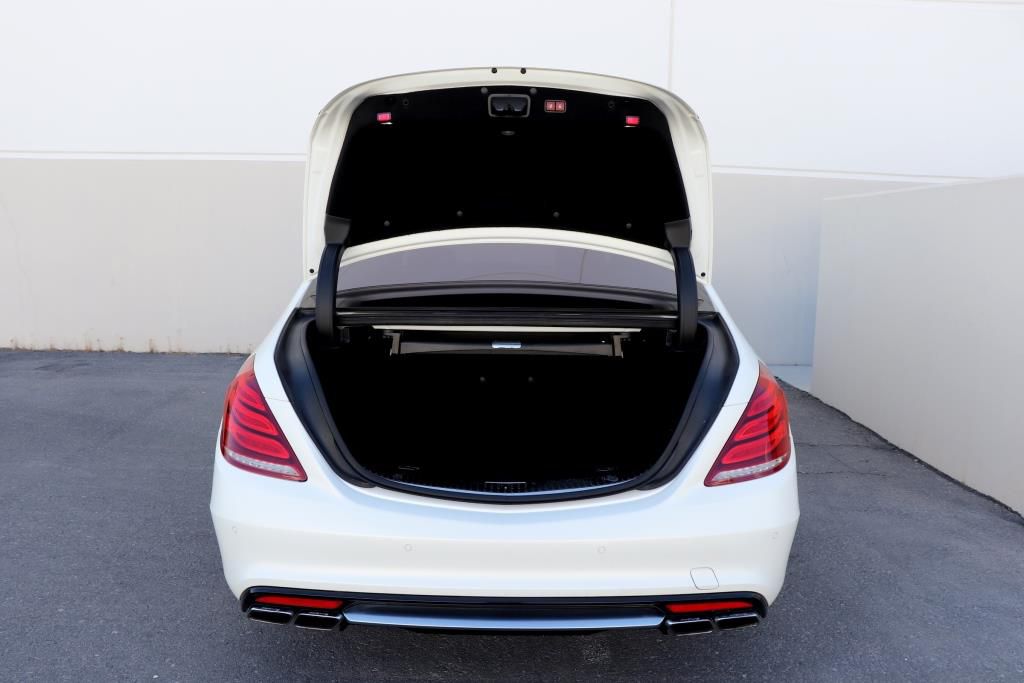 Photo 23 of this MERCEDES-BENZ S-CLASS S63 AMG