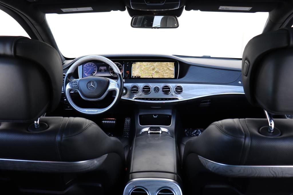 Photo 37 of this MERCEDES-BENZ S-CLASS S63 AMG