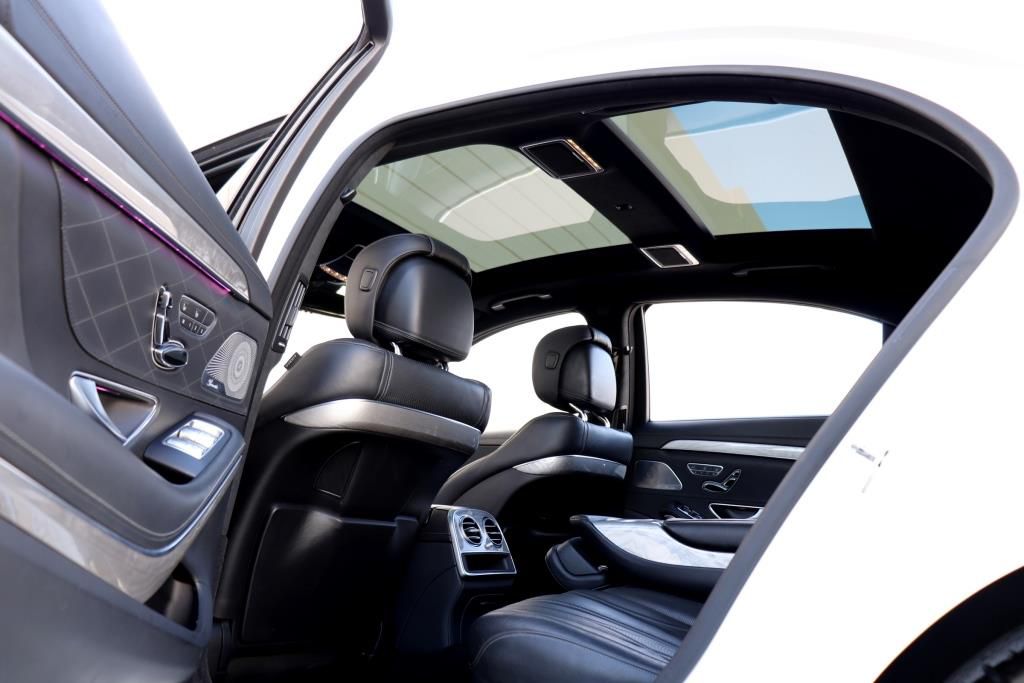 Photo 39 of this MERCEDES-BENZ S-CLASS S63 AMG