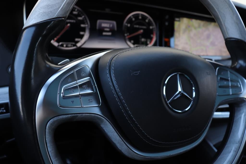 Photo 43 of this MERCEDES-BENZ S-CLASS S63 AMG