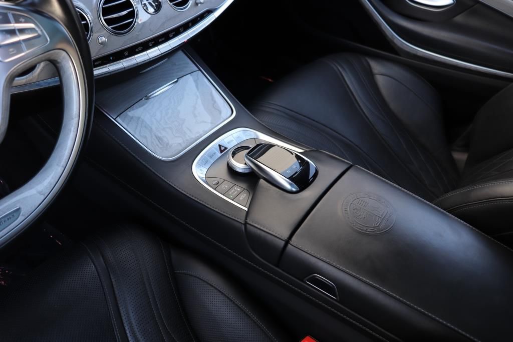 Photo 61 of this MERCEDES-BENZ S-CLASS S63 AMG