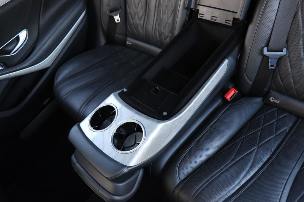 Photo 71 of this MERCEDES-BENZ S-CLASS S63 AMG