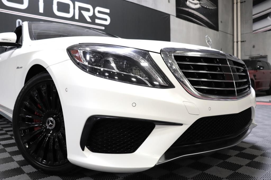 Photo 78 of this MERCEDES-BENZ S-CLASS S63 AMG