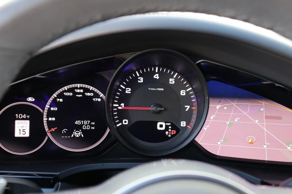 Photo 42 of this PORSCHE CAYENNE