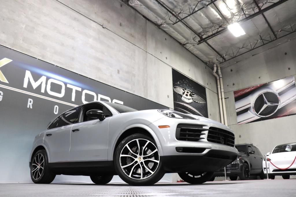 Photo 69 of this PORSCHE CAYENNE