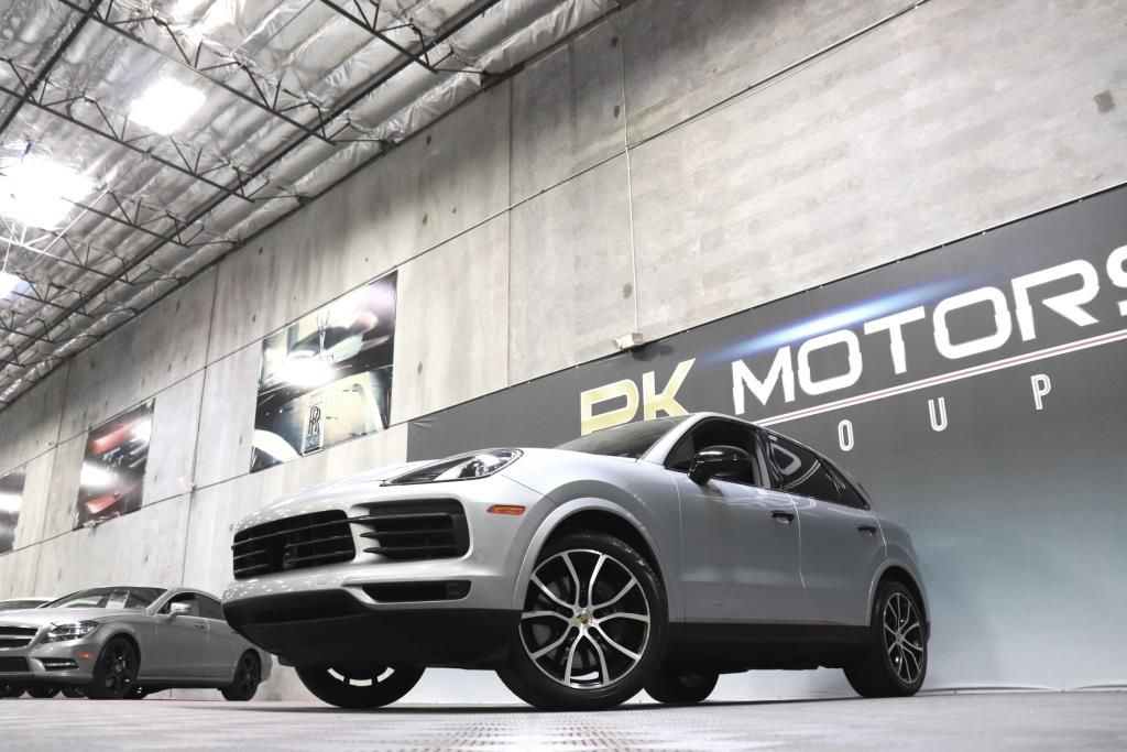 Photo 70 of this PORSCHE CAYENNE