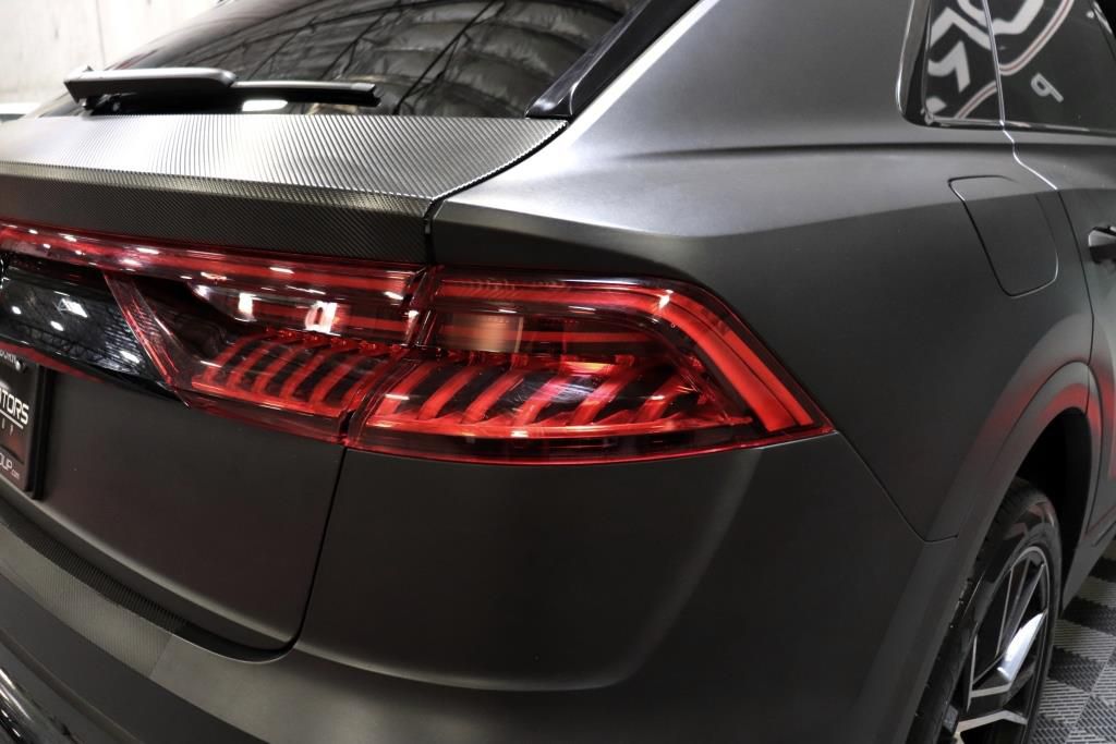 Photo 8 of this AUDI SQ8 PRESTIGE
