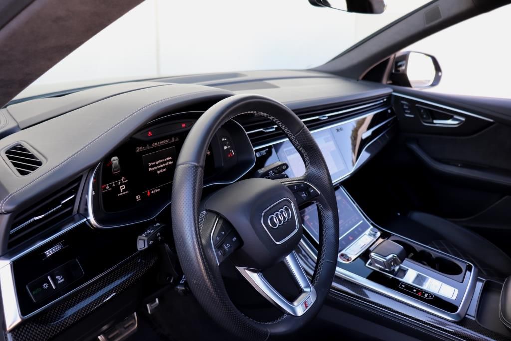 Photo 48 of this AUDI SQ8 PRESTIGE