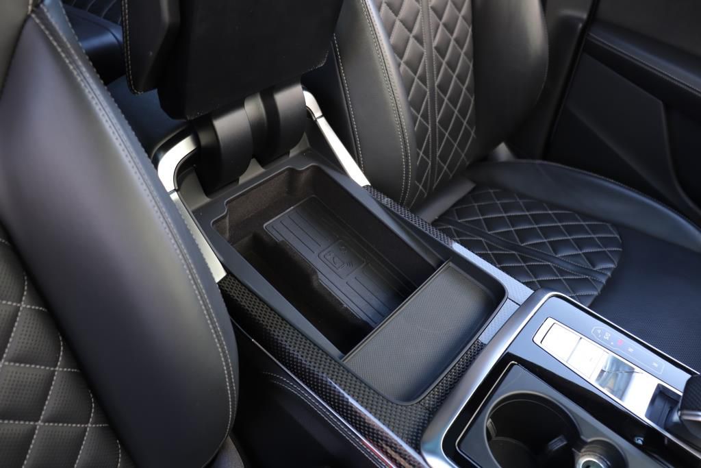 Photo 53 of this AUDI SQ8 PRESTIGE