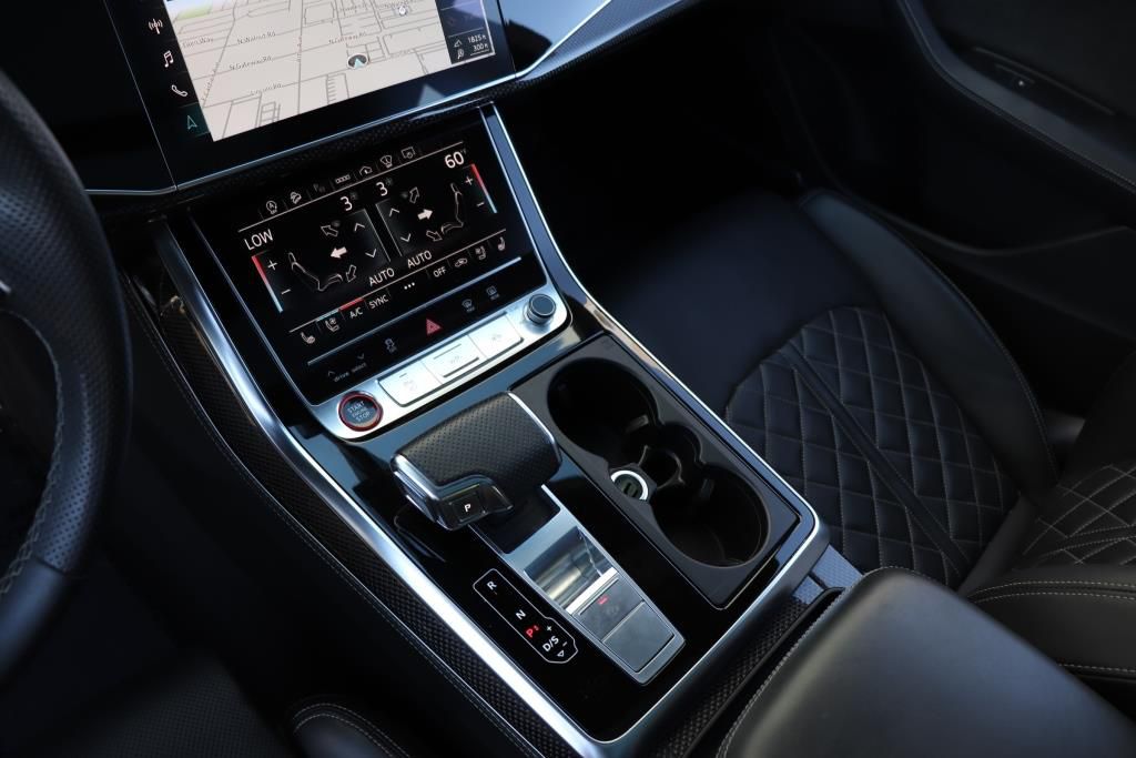 Photo 55 of this AUDI SQ8 PRESTIGE
