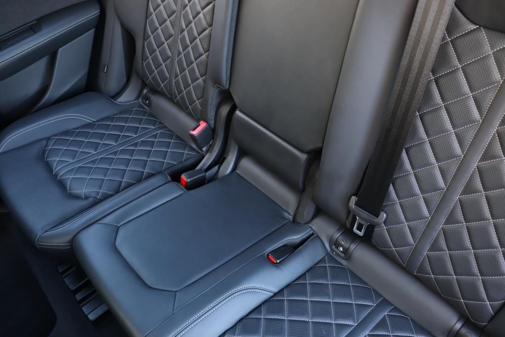 Photo 66 of this AUDI SQ8 PRESTIGE