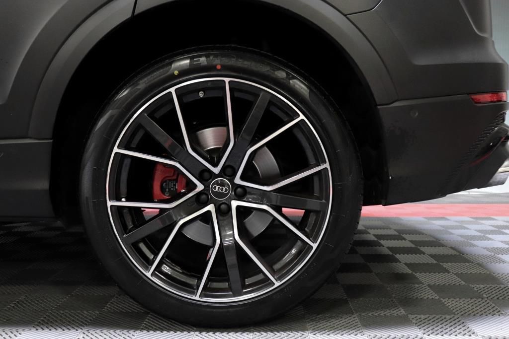 Photo 76 of this AUDI SQ8 PRESTIGE