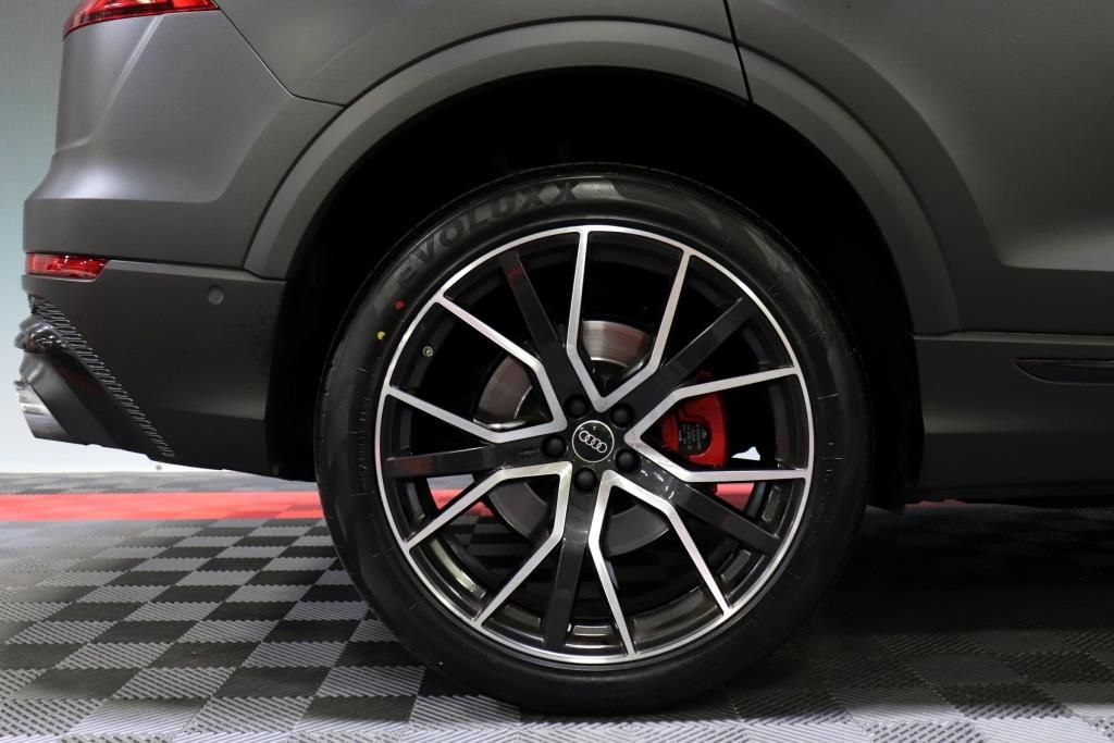 Photo 77 of this AUDI SQ8 PRESTIGE