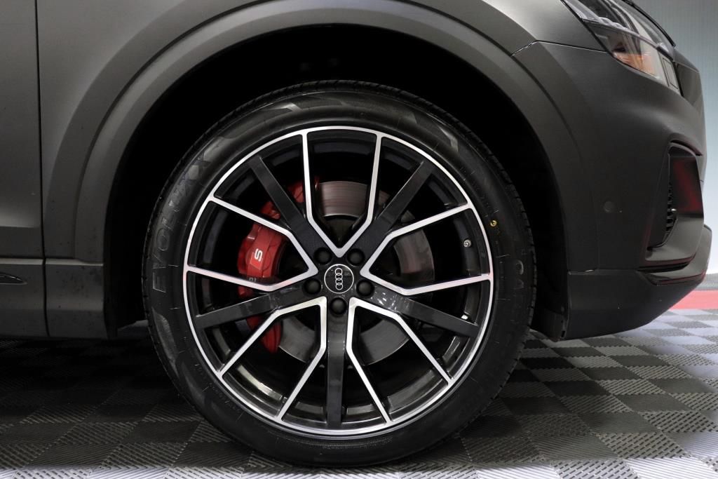 Photo 78 of this AUDI SQ8 PRESTIGE
