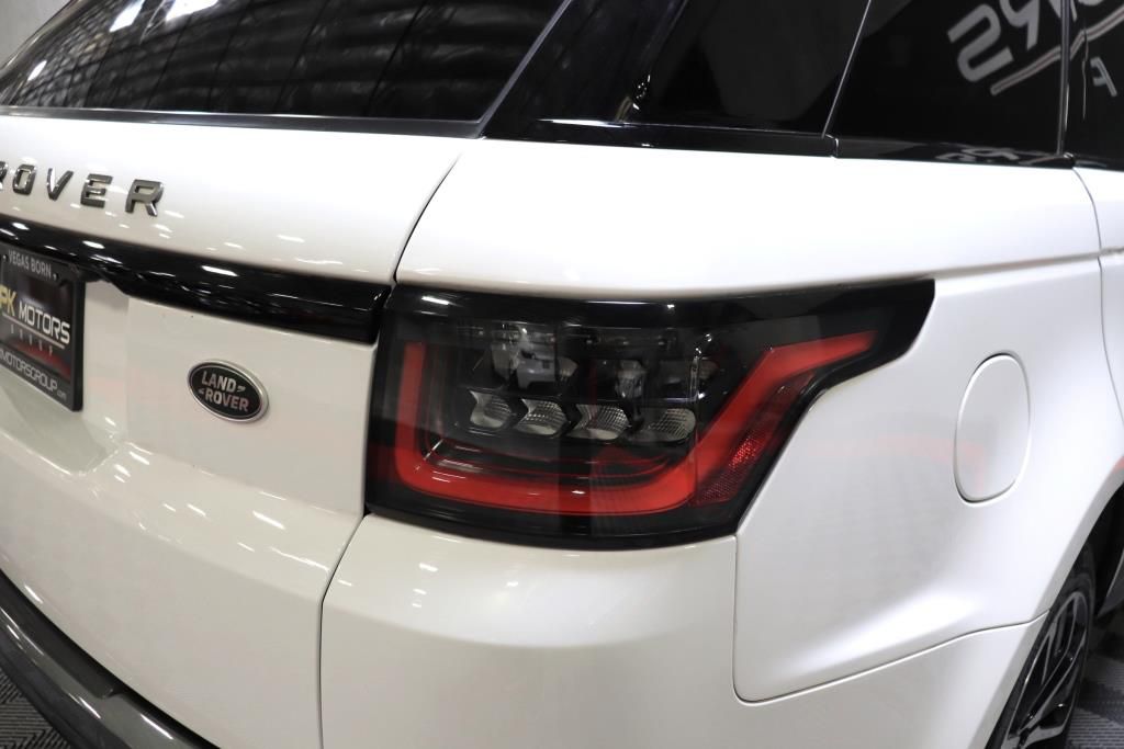 Photo 8 of this LAND ROVER RANGE ROVER SPO