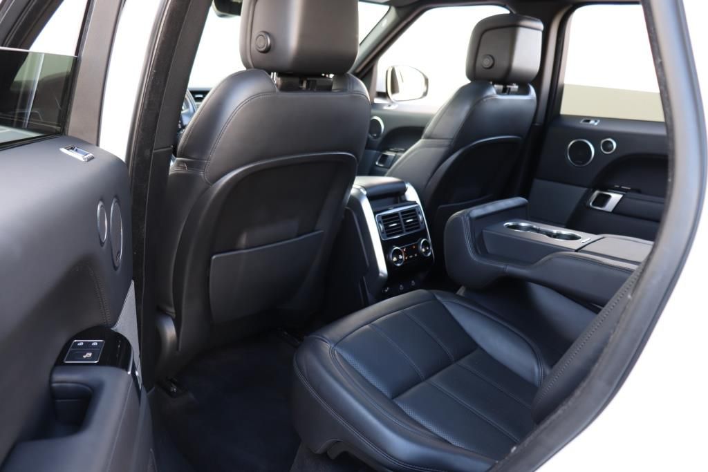 Photo 20 of this LAND ROVER RANGE ROVER SPO