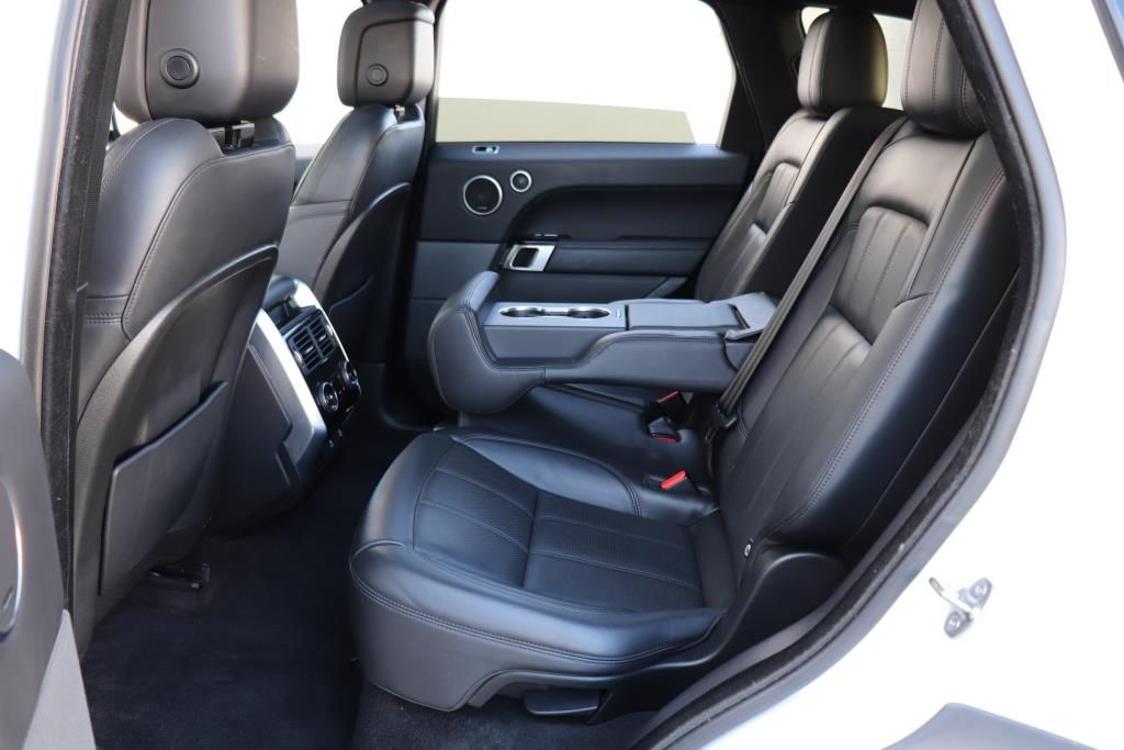 Photo 21 of this LAND ROVER RANGE ROVER SPO