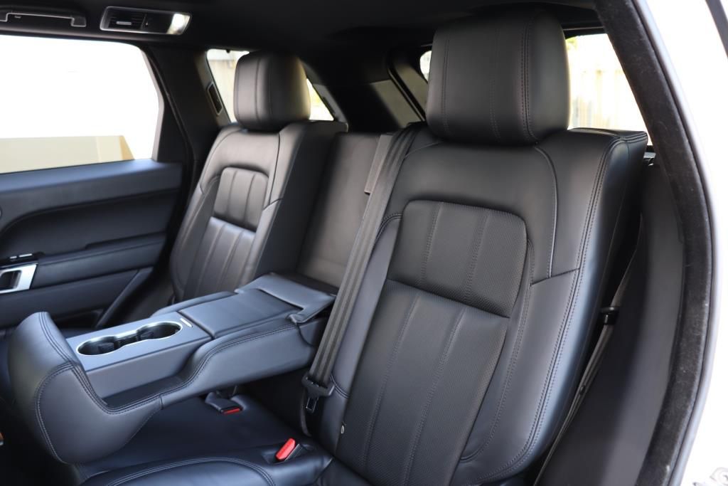 Photo 22 of this LAND ROVER RANGE ROVER SPO