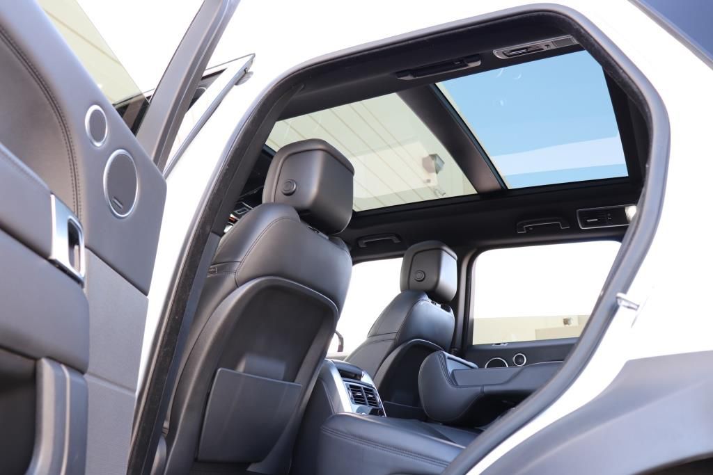 Photo 38 of this LAND ROVER RANGE ROVER SPO