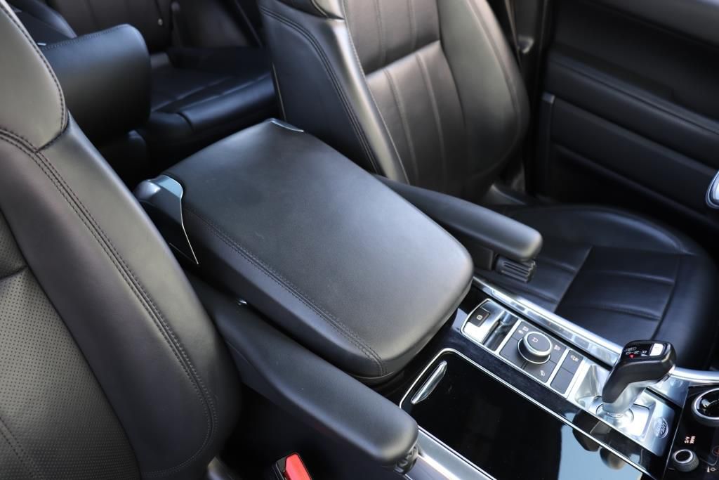 Photo 55 of this LAND ROVER RANGE ROVER SPO