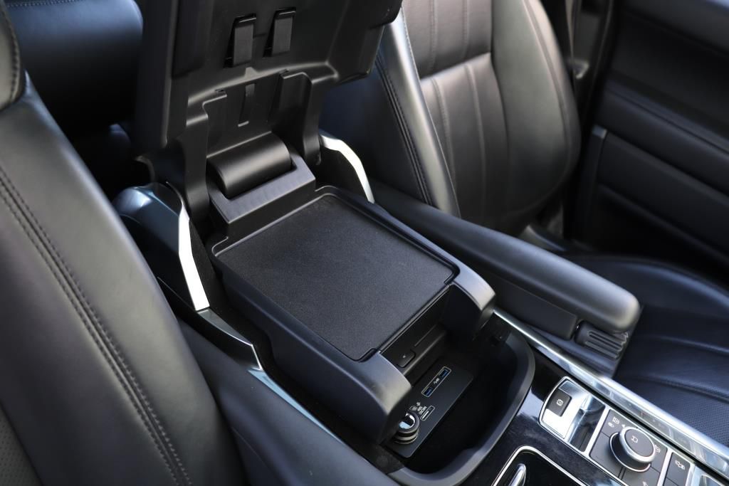 Photo 56 of this LAND ROVER RANGE ROVER SPO