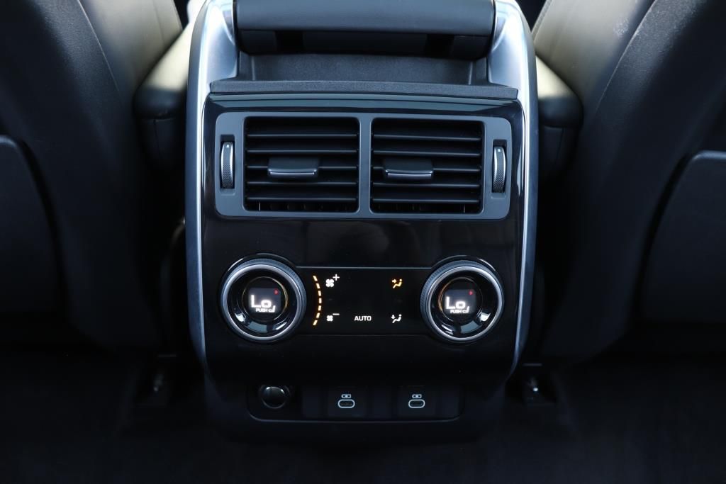 Photo 71 of this LAND ROVER RANGE ROVER SPO