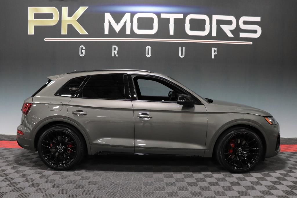 Photo 10 of this AUDI SQ5 PREMIUM PLU