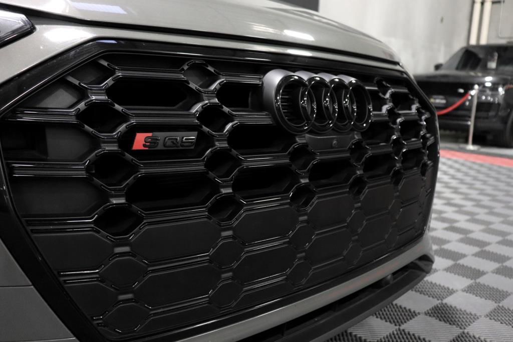 Photo 14 of this AUDI SQ5 PREMIUM PLU