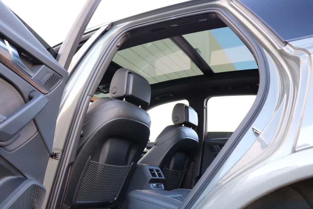 Photo 39 of this AUDI SQ5 PREMIUM PLU