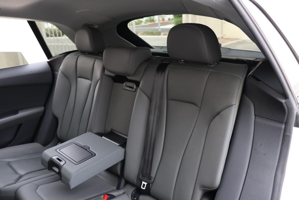 Photo 20 of this AUDI Q8 PREMIUM PLUS
