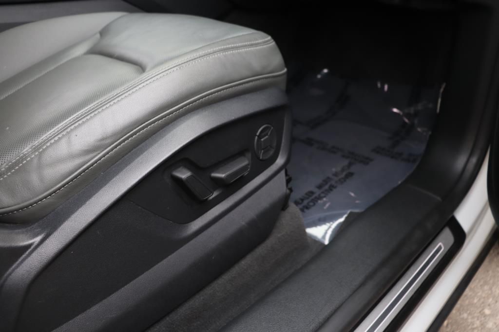 Photo 31 of this AUDI Q8 PREMIUM PLUS