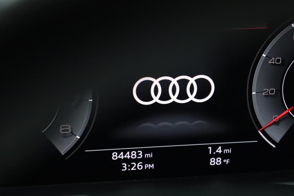 Photo 43 of this AUDI Q8 PREMIUM PLUS