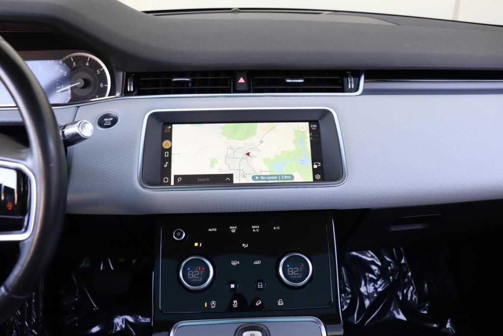 Photo 48 of this LAND ROVER RANGE ROVER EVO