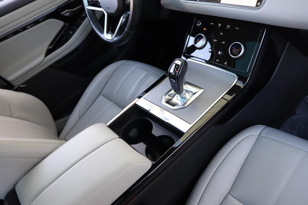 Photo 56 of this LAND ROVER RANGE ROVER EVO