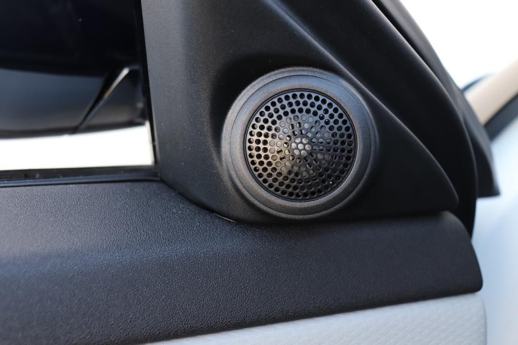 Photo 59 of this LAND ROVER RANGE ROVER EVO