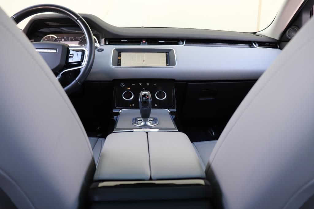 Photo 68 of this LAND ROVER RANGE ROVER EVO