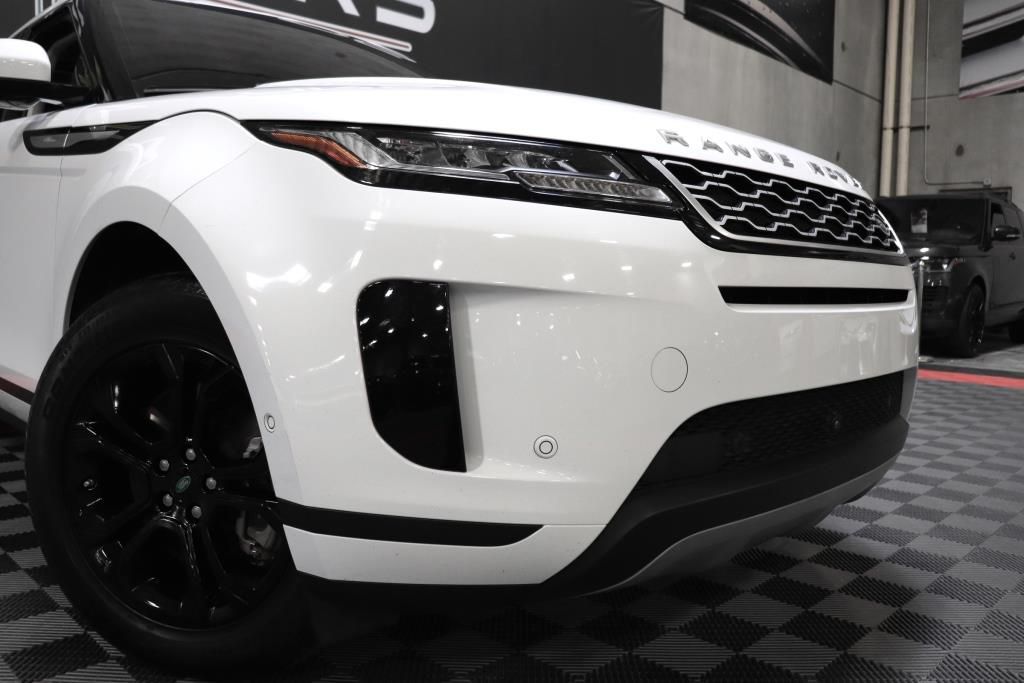 Photo 70 of this LAND ROVER RANGE ROVER EVO